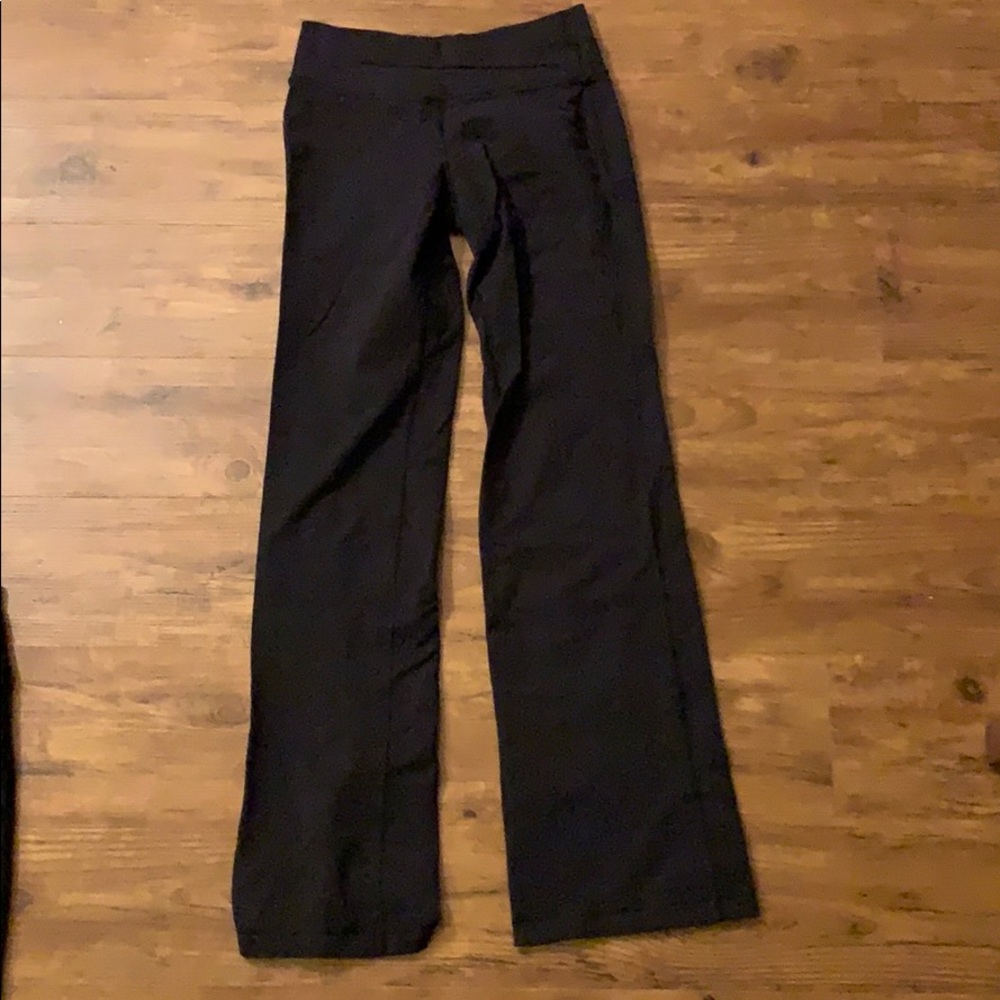 Lululemon yoga pants